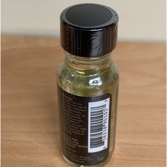 Pheromone OIl for Him/Men with touch point applicator - Picture 3 of 3